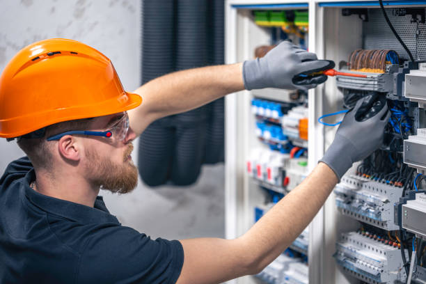  Lden, MA Electrician Pros